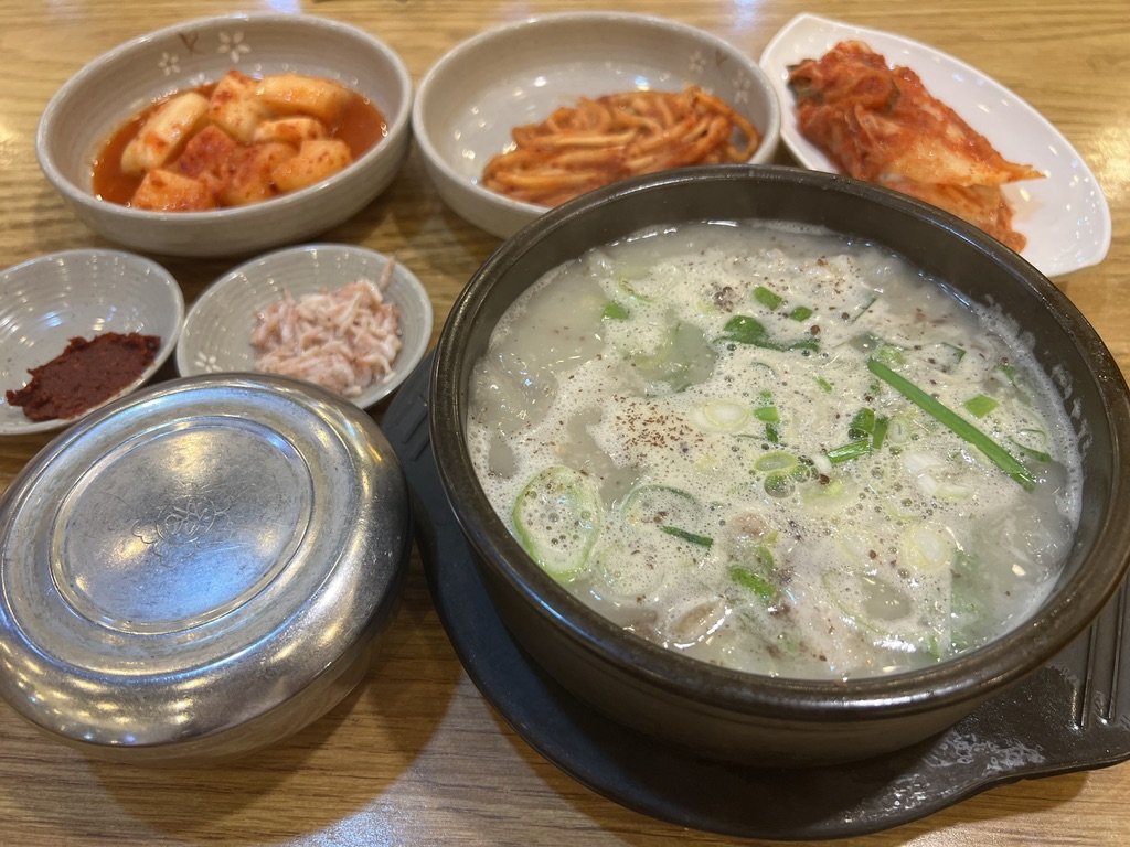 2023.08.31(목)-진지방순대국 본사직영점