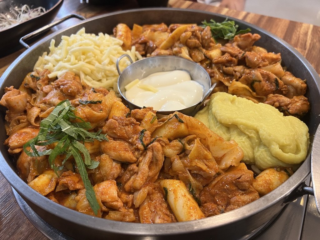2023.07.26(수)-비와별닭갈비
